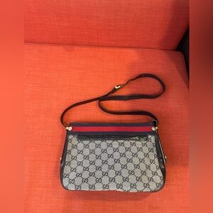 Gucci bag crossbody